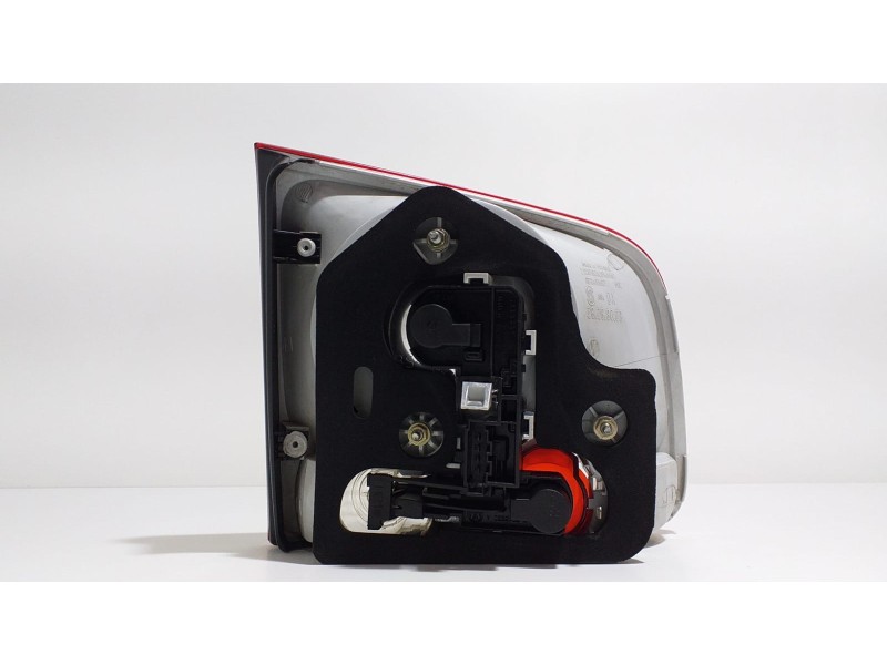 Recambio de piloto trasero derecho interior para volkswagen touareg (7la) v6 referencia OEM IAM 7L6945094J 54934 