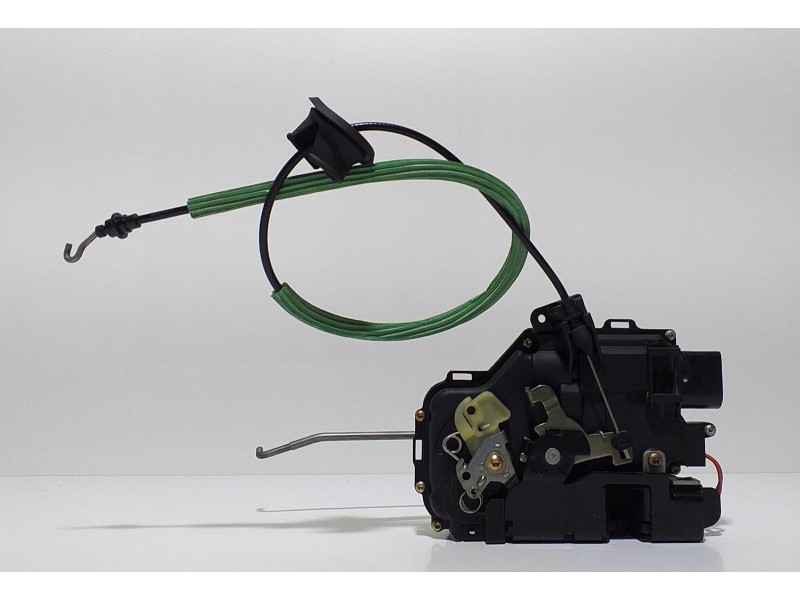 Recambio de cerradura puerta delantera izquierda para audi a4 cabrio (8h) 3.0 quattro referencia OEM IAM 4B1837015G 58924 