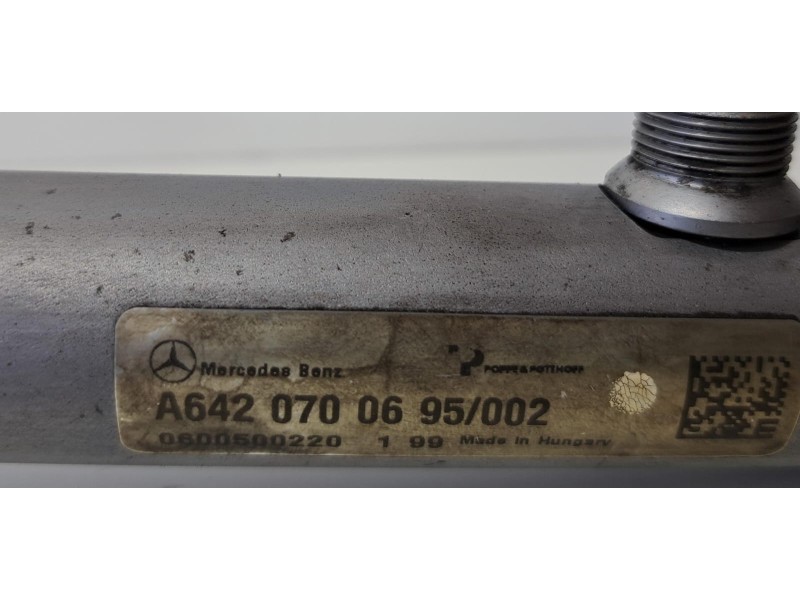 Recambio de rampa inyectora para mercedes-benz clase r (w251) 320 cdi l (251.122) referencia OEM IAM A6420700695 76190 