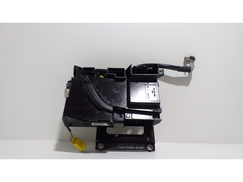 Recambio de caja reles / fusibles para volkswagen touareg (7la) v6 referencia OEM IAM 7L0937548 54940 