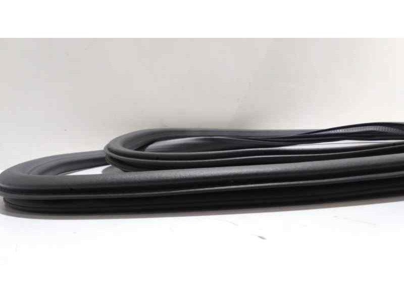 Recambio de gomas contorno puerta para opel crossland x design line referencia OEM IAM  46907 