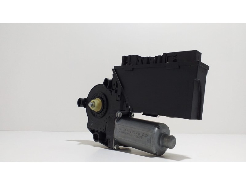 Recambio de motor elevalunas trasero derecho para volkswagen touareg (7la) v6 referencia OEM IAM 7L0959794A 54943 