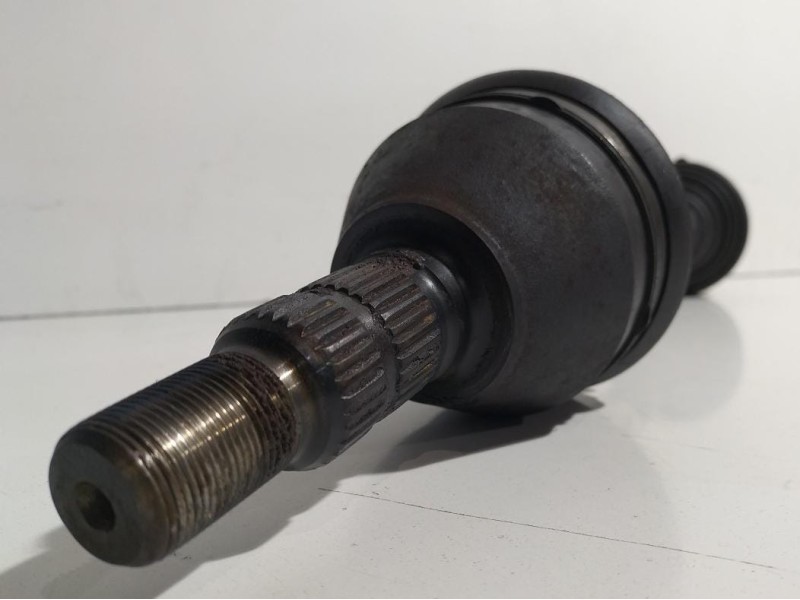 Recambio de transmision delantera izquierda para opel insignia berlina cosmo referencia OEM IAM 13228204 78497 