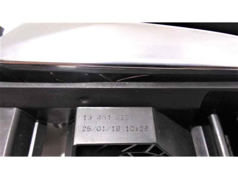 Recambio de maneta interior delantera izquierda para opel crossland x design line referencia OEM IAM 13484999 46913 