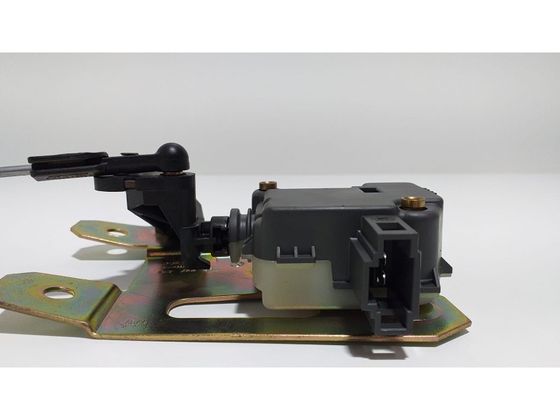 Recambio de motor cierre centralizado porton para volkswagen touareg (7la) v6 referencia OEM IAM 7L6827425 54956 