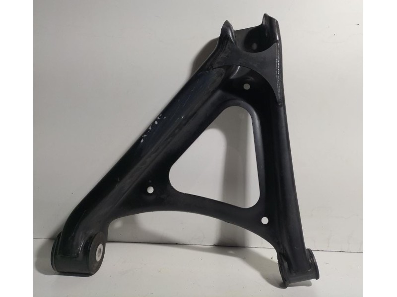 Recambio de brazo suspension inferior trasero derecho para volkswagen touareg (7l6) tdi v6 +motion referencia OEM IAM 7L0505352A