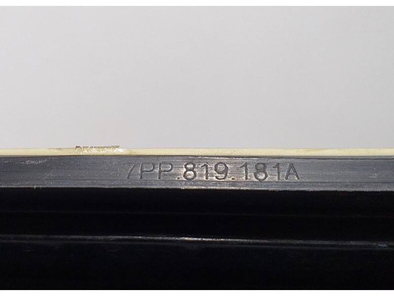 Recambio de molduras traseras para porsche cayenne (typ 92aa) gts referencia OEM IAM 7PP819181A 66485 