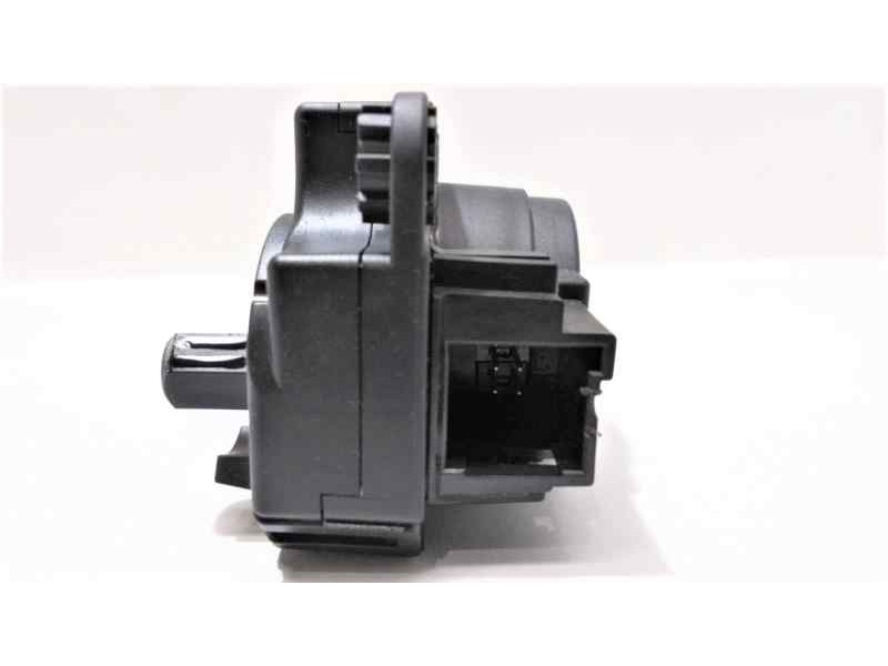 Recambio de motor calefaccion para opel crossland x innovation referencia OEM IAM Z5509001 46931 