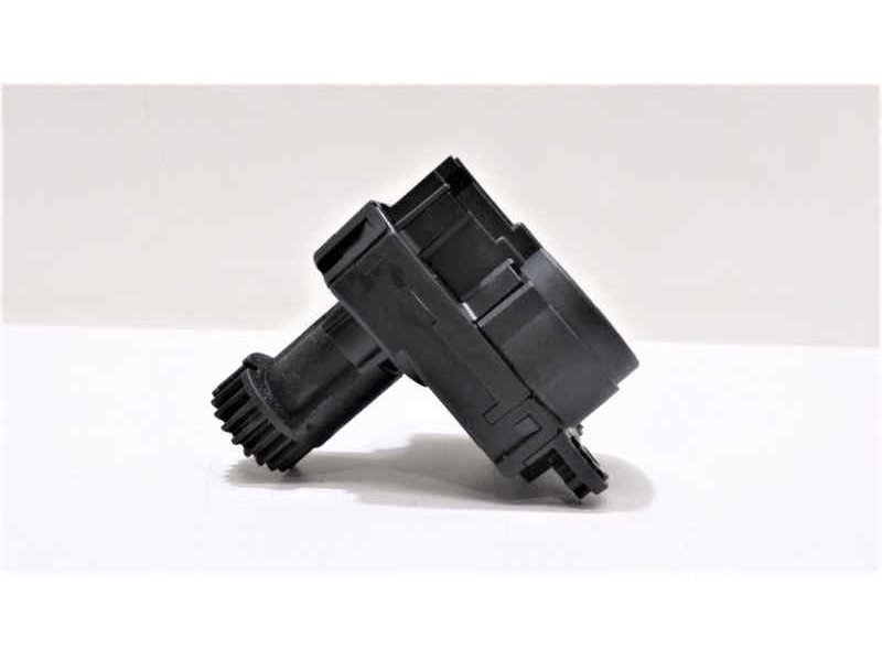 Recambio de motor calefaccion para opel crossland x innovation referencia OEM IAM Z5509001 46932 