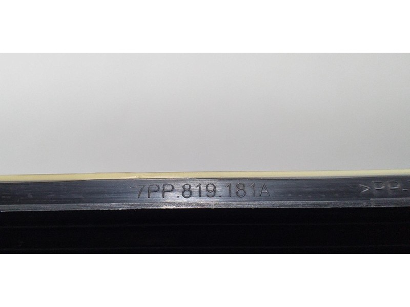 Recambio de molduras traseras para porsche cayenne (typ 92aa) gts referencia OEM IAM 7PP819181A 66486 