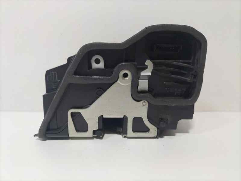 Recambio de cerradura puerta trasera izquierda para bmw serie 5 berlina (e60) 520d referencia OEM IAM 7202147 87070 