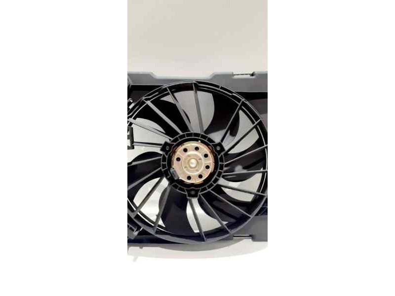 Recambio de electroventilador para renault megane ii classic berlina 1.9 dci diesel referencia OEM IAM 8200222998 42068 