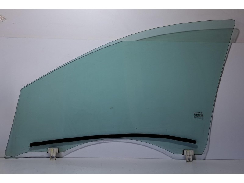 Recambio de luna delantera derecha para renault megane iii berlina 5 p expression referencia OEM IAM F9QP872 76210 R