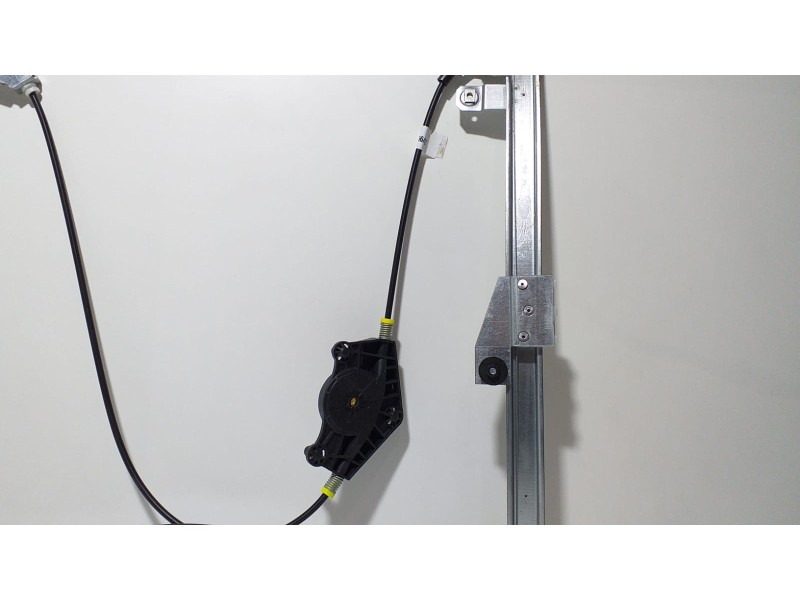 Recambio de elevalunas delantero izquierdo para seat exeo berlina (3r2) 2.0 tdi referencia OEM IAM 106020816 59020 