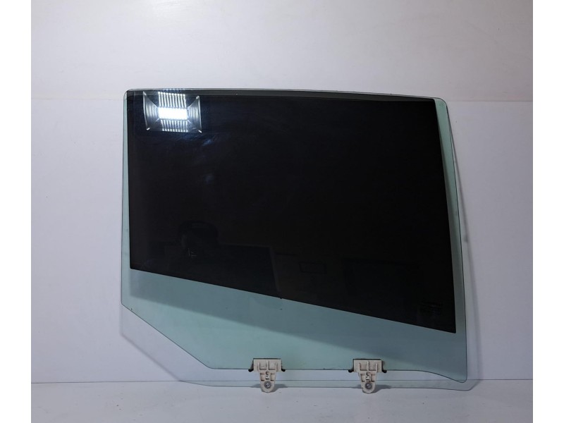 Recambio de luna trasera derecha para renault megane iii berlina 5 p expression referencia OEM IAM F9QP872 76211 R