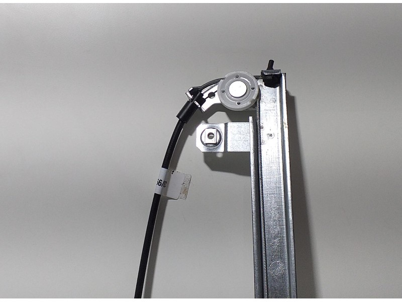 Recambio de elevalunas delantero izquierdo para seat exeo berlina (3r2) 2.0 tdi referencia OEM IAM 106020816 59020 
