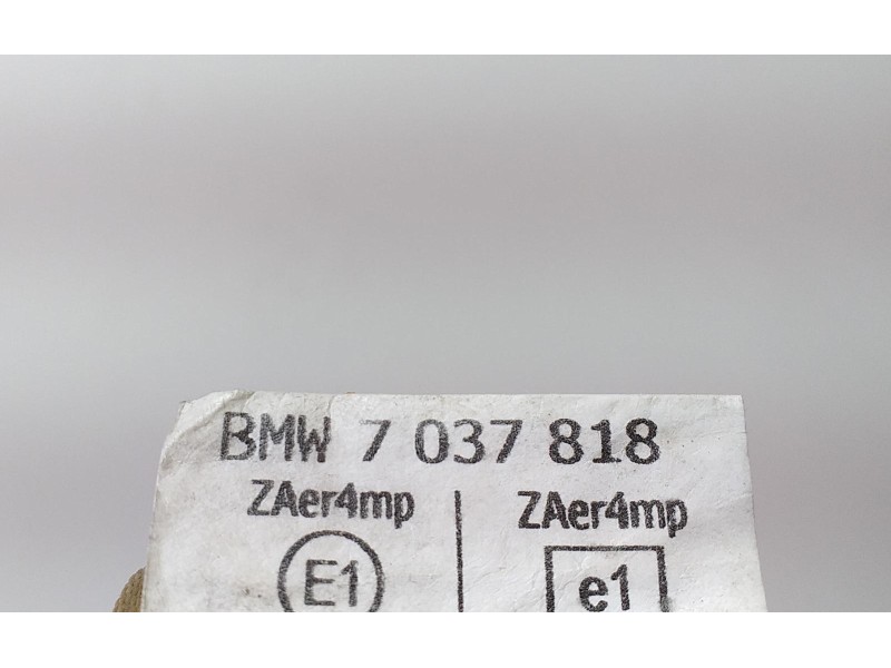 Recambio de cinturon seguridad delantero derecho para bmw serie 7 (e65/e66) 735i referencia OEM IAM 7037818 69062 