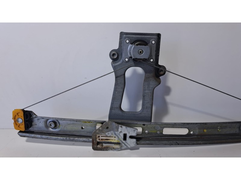 Recambio de elevalunas trasero izquierdo para bmw serie 3 berlina (e46) 320i referencia OEM IAM 8196039 76221 