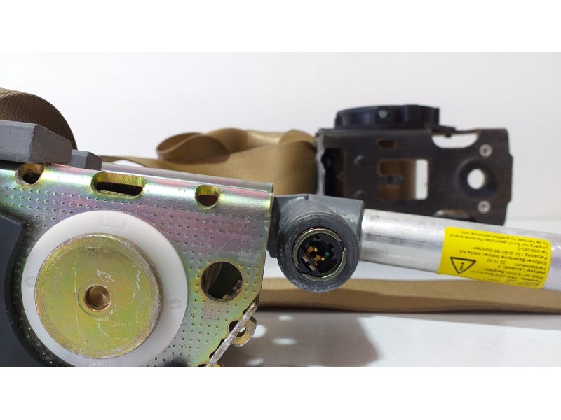 Recambio de cinturon seguridad trasero derecho para bmw serie 7 (e65/e66) 735i referencia OEM IAM 72117022402 69063 