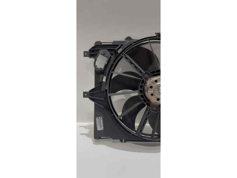 Recambio de electroventilador para renault clio ii fase ii (b/cb0) 1.9 dti diesel referencia OEM IAM 7700428659 42071 