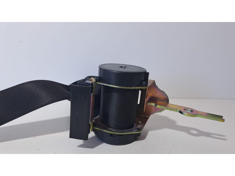 Recambio de cinturon seguridad trasero izquierdo para bmw serie 3 berlina (e46) 320i referencia OEM IAM 72118202591 76228 