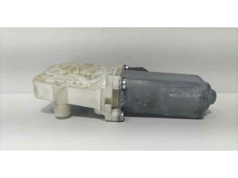 Recambio de motor elevalunas trasero derecho para bmw serie 5 berlina (e60) 520d referencia OEM IAM 994438103 87076 