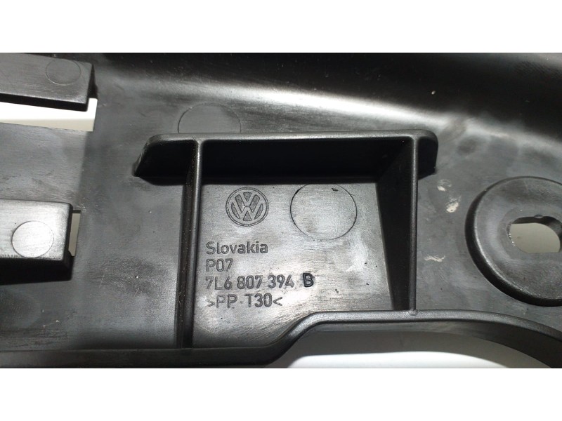 Recambio de molduras traseras para volkswagen touareg (7la) v6 referencia OEM IAM 7L6807394B 55007 