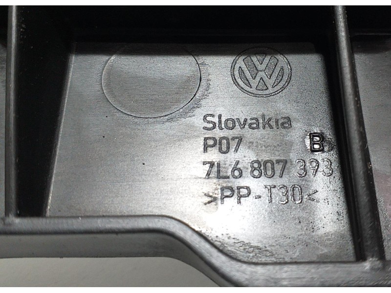 Recambio de molduras traseras para volkswagen touareg (7la) v6 referencia OEM IAM 7L6807393B 55008 