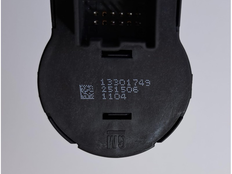 Recambio de mando luces para chevrolet cruze hatchback lt referencia OEM IAM 13301749 76251 R