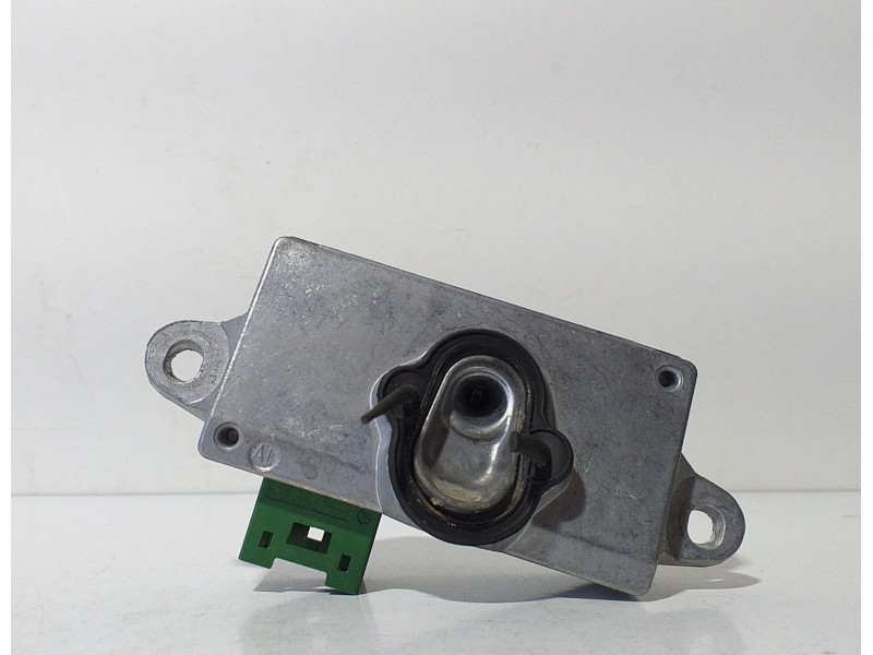 Recambio de centralita airbag para bmw serie 7 (e65/e66) 735i referencia OEM IAM 65776947415 69075 