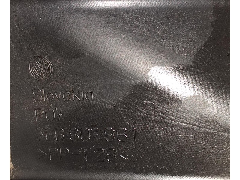 Recambio de molduras traseras para volkswagen touareg (7la) v6 referencia OEM IAM 7L6807861 55010 