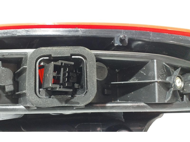 Recambio de piloto trasero derecho para fiat grande punto (199) 1.3 16v multijet active (66kw) (01.2007) referencia OEM IAM 5170