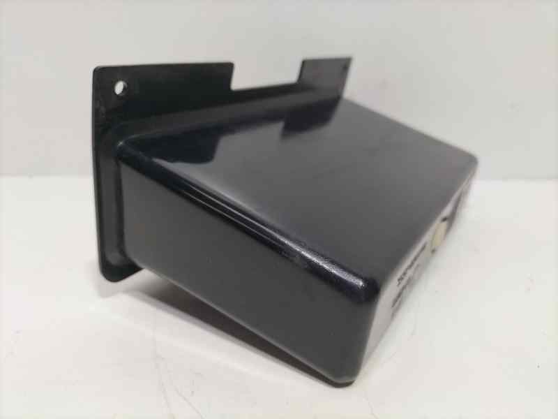 Recambio de moldura para volkswagen polo berlina (6n1) concept referencia OEM IAM 6K0857925 82592 