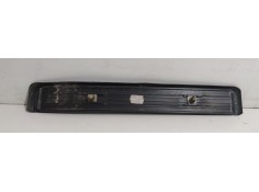 Recambio de molduras traseras para mercedes-benz clase e (w211) berlina e 220 cdi (211.008) referencia OEM IAM A2116801635 78426 2