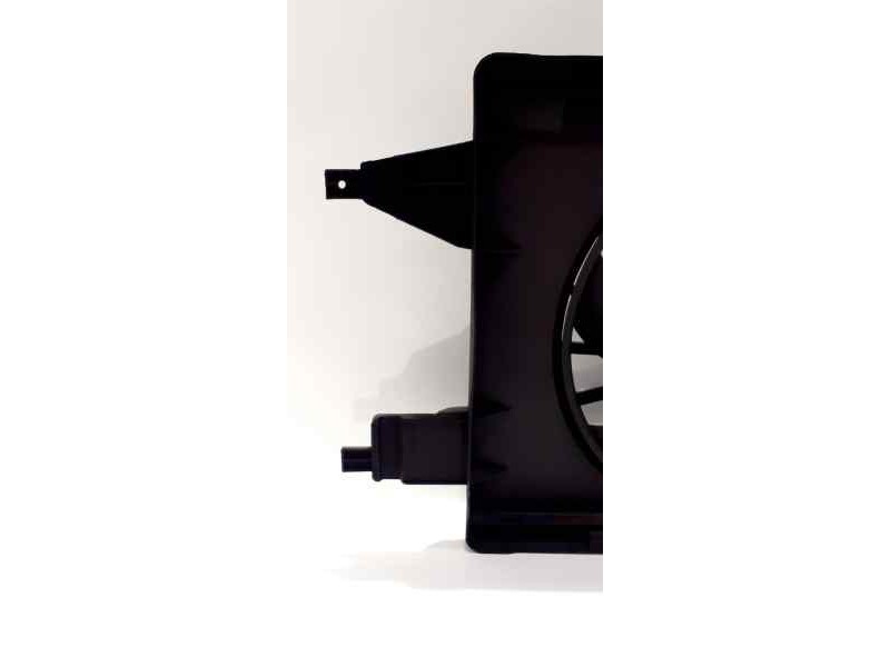 Recambio de electroventilador para renault megane ii berlina 3p expression referencia OEM IAM 8200151465 42078 