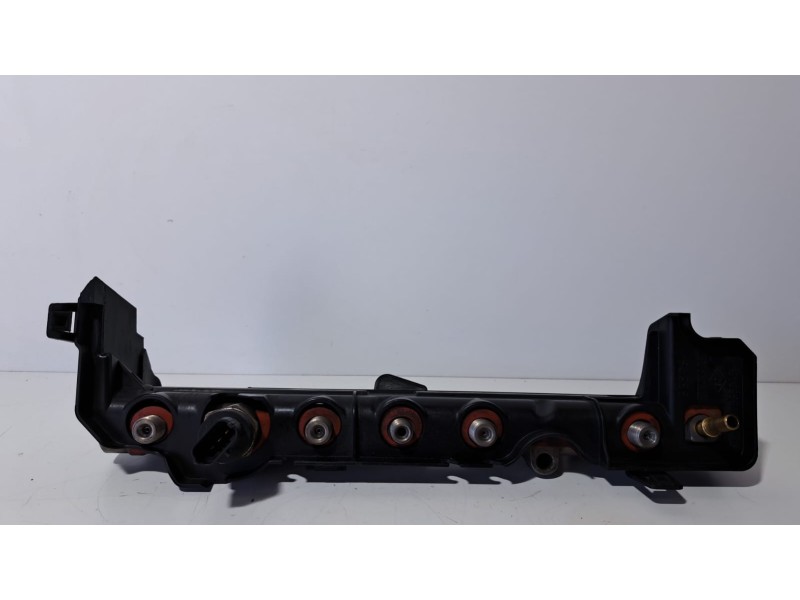 Recambio de rampa inyectora para renault scenic ii 1.9 dci diesel referencia OEM IAM 8200715519 76263 R
