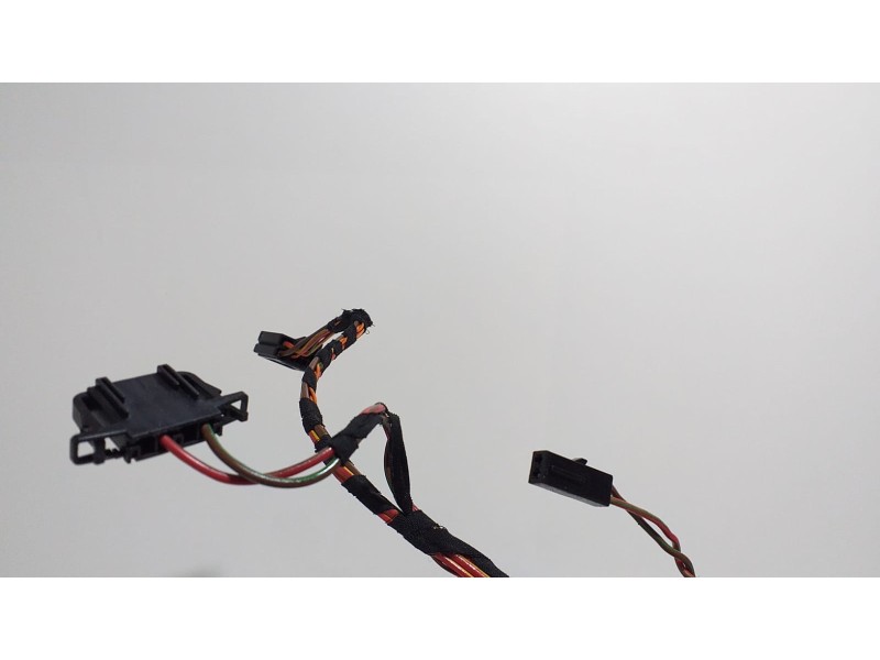 Recambio de puerta trasera izquierda para volkswagen touareg (7la) v6 referencia OEM IAM 7L0971905B 55018 