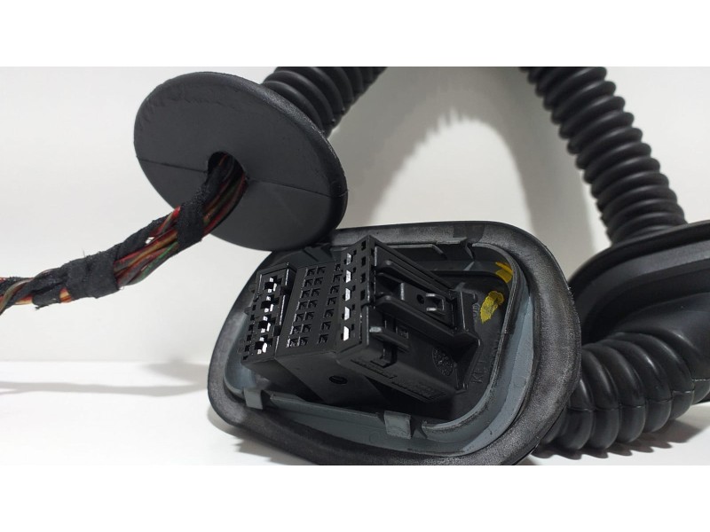 Recambio de puerta trasera derecha para volkswagen touareg (7la) v6 referencia OEM IAM 7L0971905B 55019 