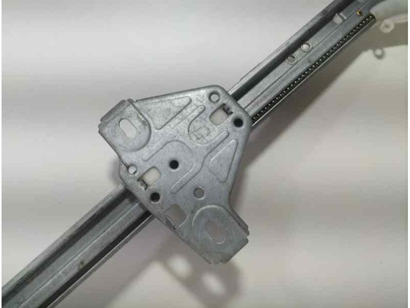 Recambio de elevalunas delantero derecho para iveco daily caja cerrada (1999 =>) 2.8 diesel cat referencia OEM IAM 500314250 870