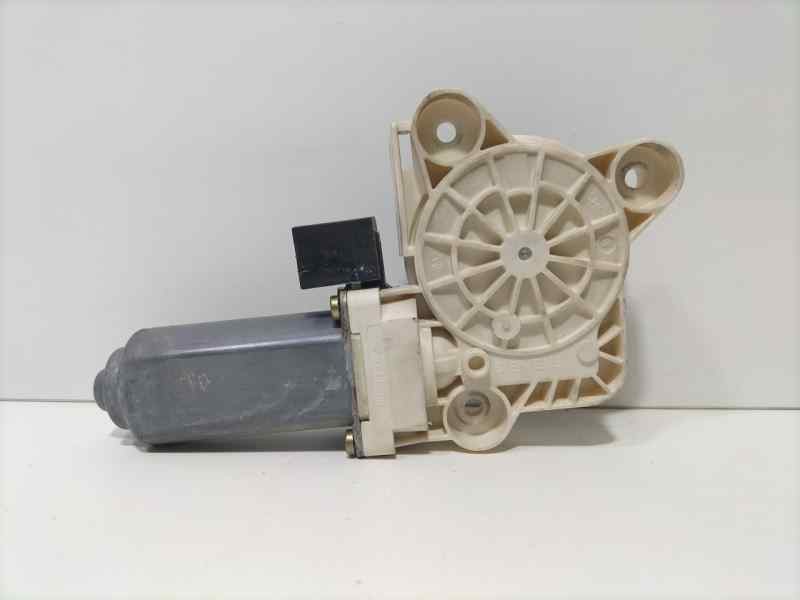Recambio de motor elevalunas trasero derecho para mercedes-benz clase e (w211) berlina e 270 cdi (211.016) referencia OEM IAM A2