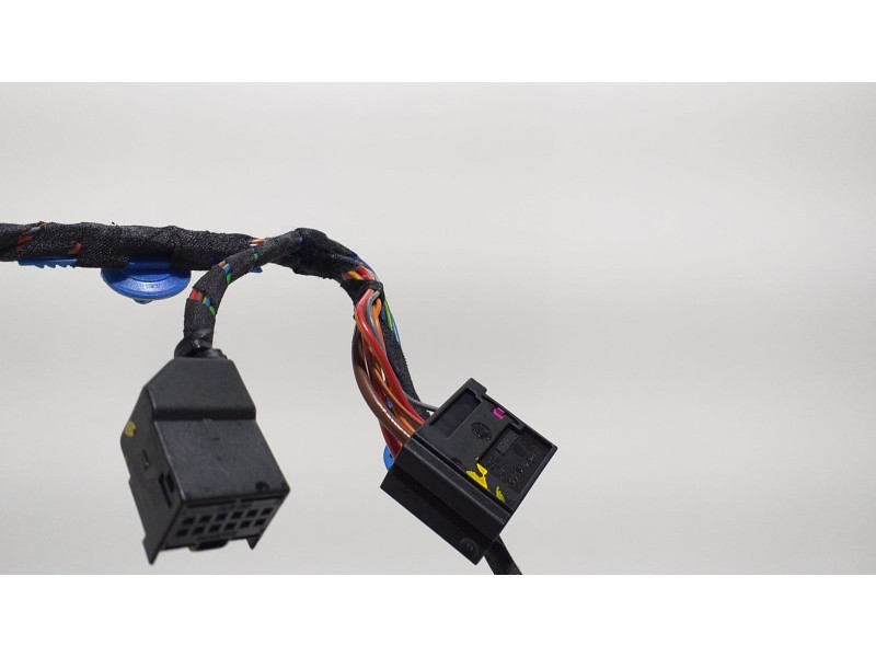 Recambio de puerta delantera izquierda para volkswagen touareg (7la) v6 referencia OEM IAM 7L6971120D 55021 