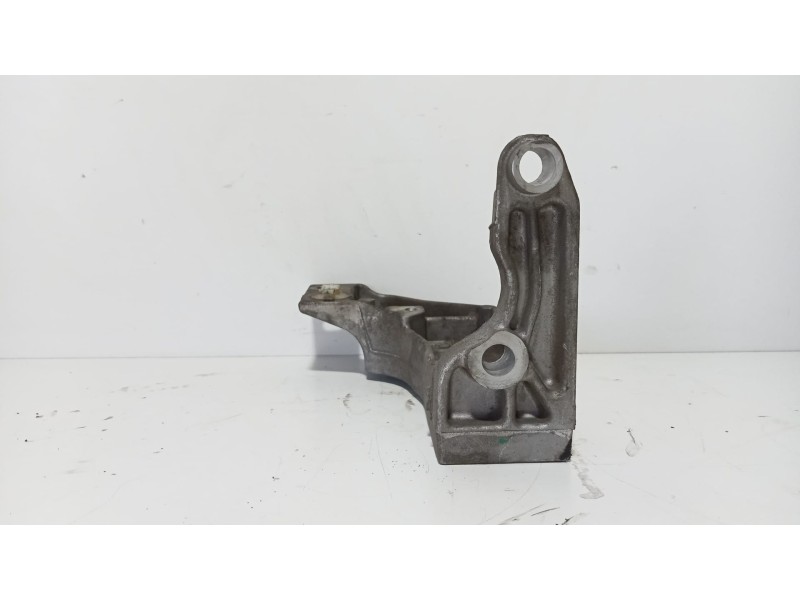 Recambio de soporte motor para renault scenic ii grand expression referencia OEM IAM 8200600171 76272 R