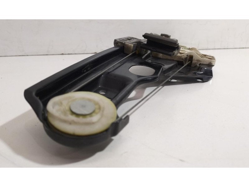 Recambio de elevalunas trasero izquierdo para mercedes-benz clase e (w211) berlina e 220 cdi (211.008) referencia OEM IAM A21173
