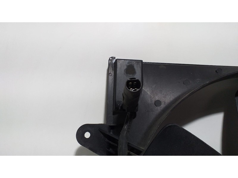 Recambio de electroventilador para kia carnival ii 2.9 crdi lx referencia OEM IAM 0K55215025 66565 