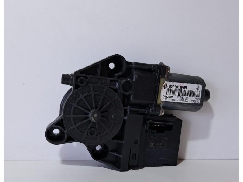 Recambio de motor elevalunas delantero derecho para renault megane iii berlina 5 p expression referencia OEM IAM 807301396R 7628