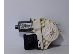 Recambio de motor elevalunas trasero derecho para renault megane iii berlina 5 p expression referencia OEM IAM 827306548R 76287 