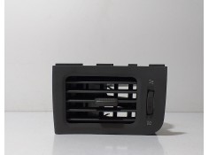 Recambio de rejilla aireadora para nissan x-trail (t31) le referencia OEM IAM 68761JG40A 69100 