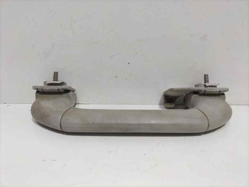 Recambio de maneta interior trasera derecha para volkswagen polo berlina (6n1) concept referencia OEM IAM AER 82605 