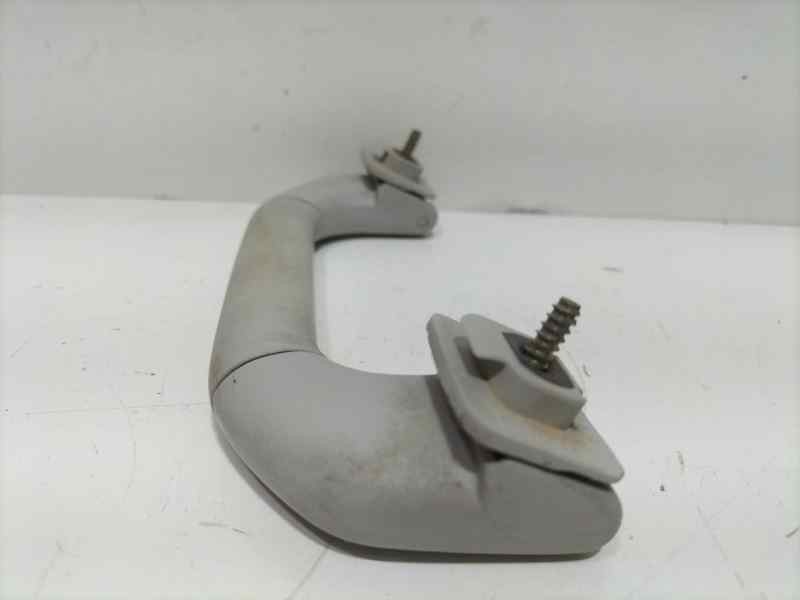 Recambio de maneta interior delantera derecha para volkswagen polo berlina (6n1) concept referencia OEM IAM AER 82606 