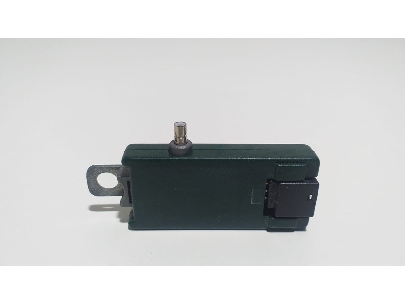 Recambio de antena para volkswagen touareg (7la) v6 referencia OEM IAM 7L6035577C 55069 